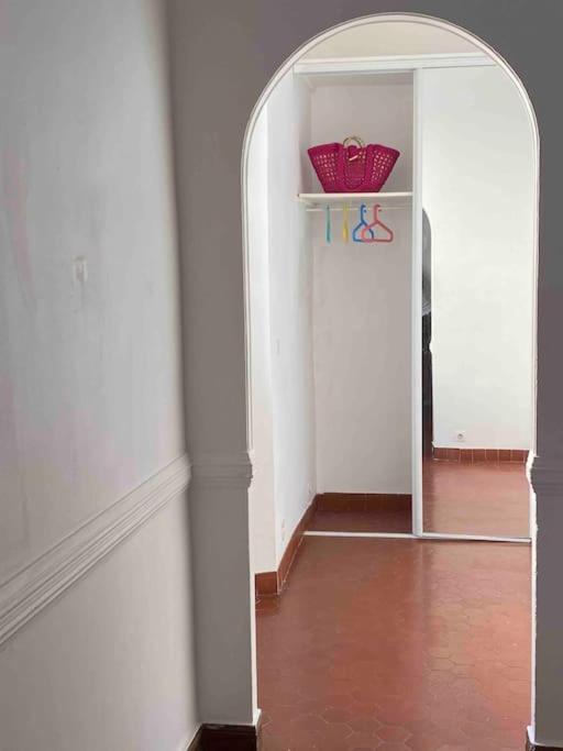 Click! Casa Lamartine Fabulous Ideal Location Walk To All!!! กาซีส์ ภายนอก รูปภาพ